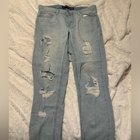 Express Denim - Express Lightwash Distressed Girlfriend Mid-Rise Women’s Jeans